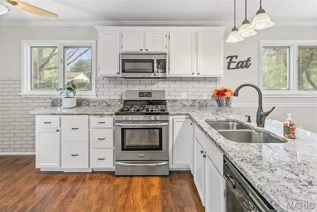 $278,900 | 8433 Steelecrest Lane, Troy, IL 62294