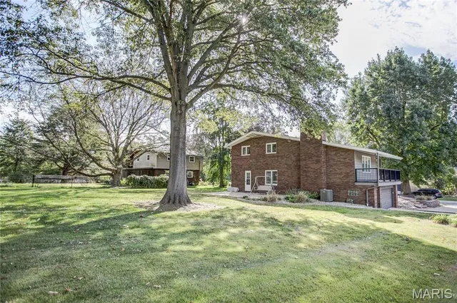 $278,900 | 8433 Steelecrest Lane, Troy, IL 62294