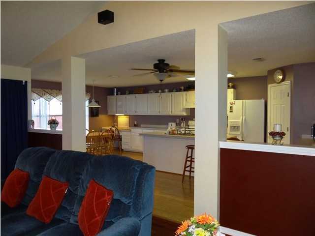 602 Risen Star Drive Crestview, FL 32539 - Photo 12 of 32 Gallery Image 12