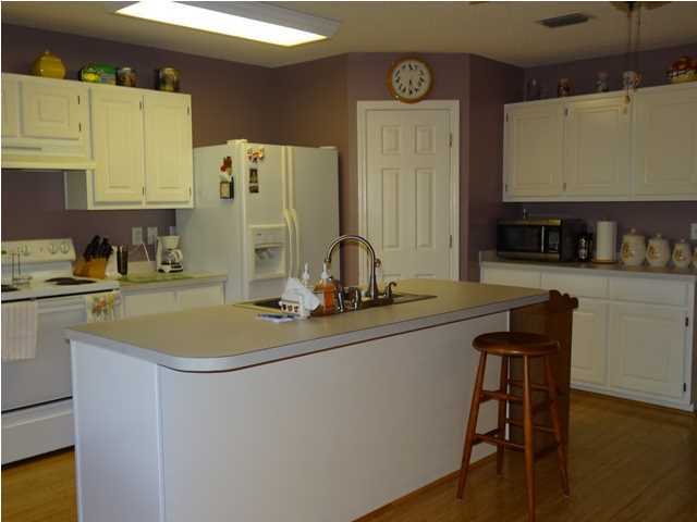 602 Risen Star Drive Crestview, FL 32539 - Photo 15 of 32 Gallery Image 15
