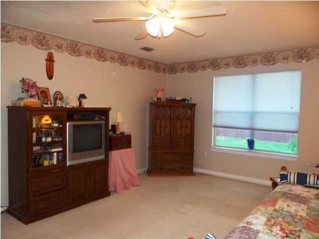 602 Risen Star Drive Crestview, FL 32539 - Photo 18 of 32 Gallery Image 18