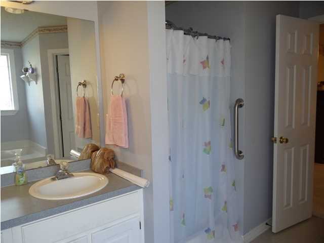 602 Risen Star Drive Crestview, FL 32539 - Photo 24 of 32 Gallery Image 24
