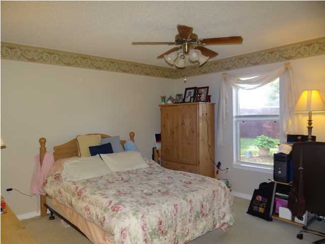 602 Risen Star Drive Crestview, FL 32539 - Photo 28 of 32 Gallery Image 28