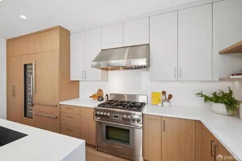 $2,850,000 | 862 York Street, San Francisco, CA 94110