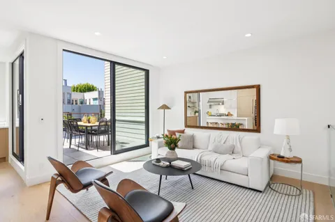 $2,850,000 | 862 York Street, San Francisco, CA 94110