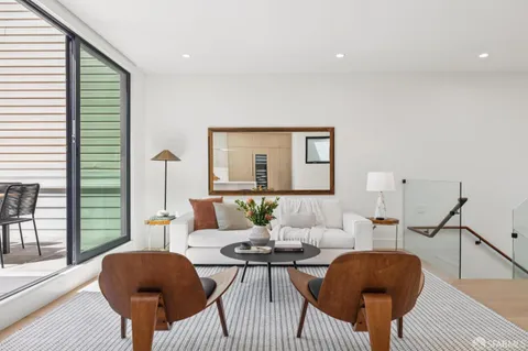 $2,850,000 | 862 York Street, San Francisco, CA 94110