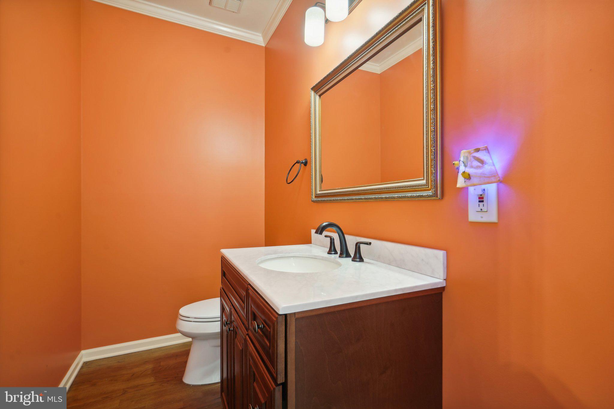 49 Sentinel Road Washington Crossing, PA 18977 - Photo 20 of 42 Half bath main floor