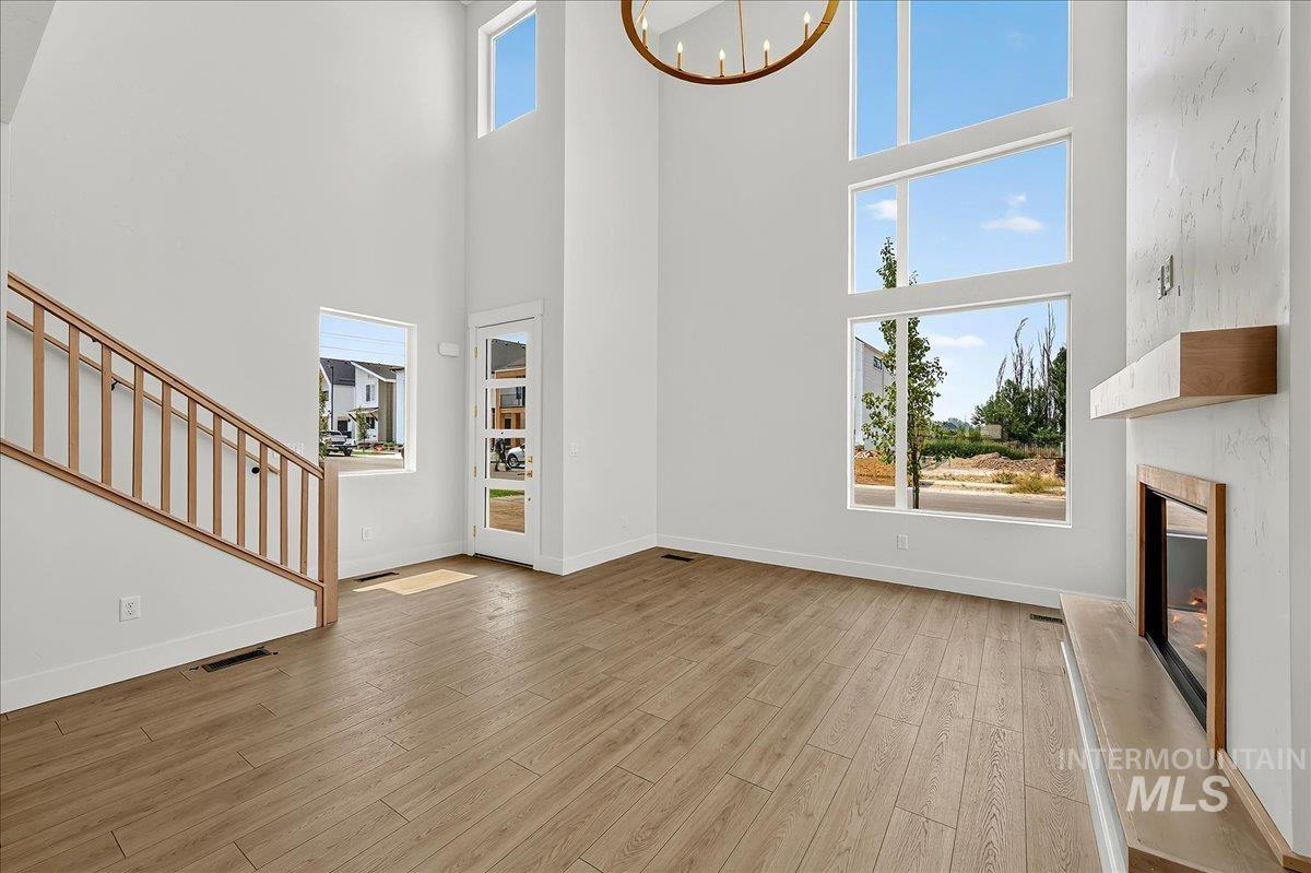 92 North Feather Reed Avenue Meridian, ID 83642 - Photo 16 of 21 Gallery Image 16