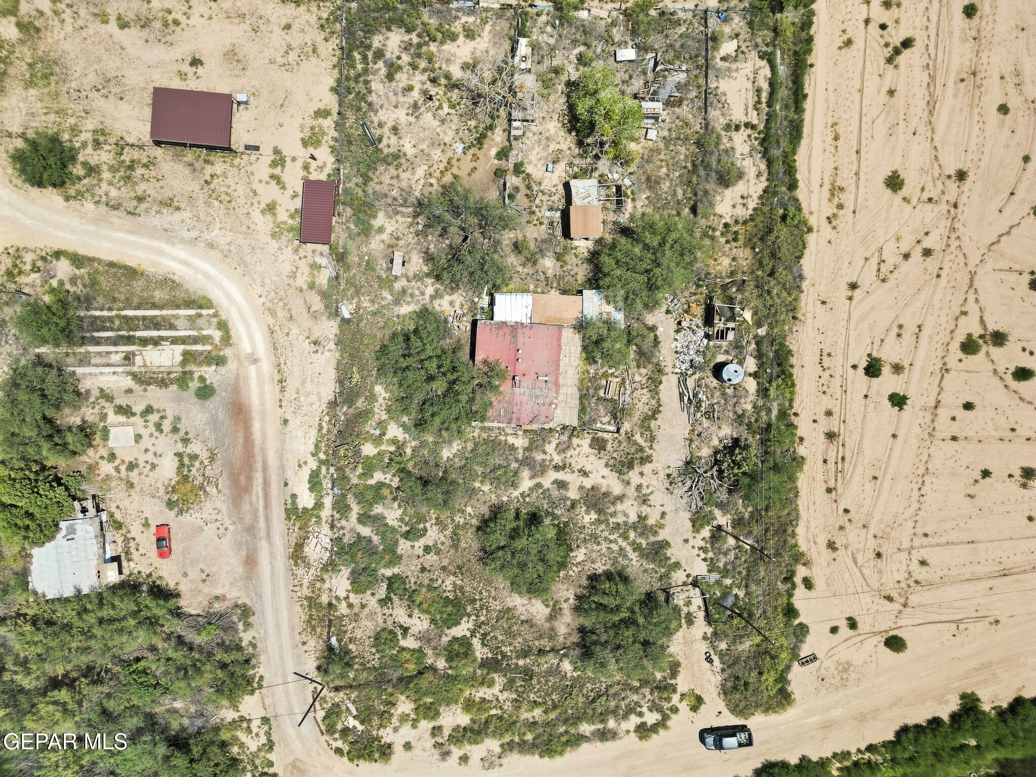 755 Anderson Road Socorro, TX 79927 - Photo 4 of 12 3-web-or-mls-011_DJI_0942