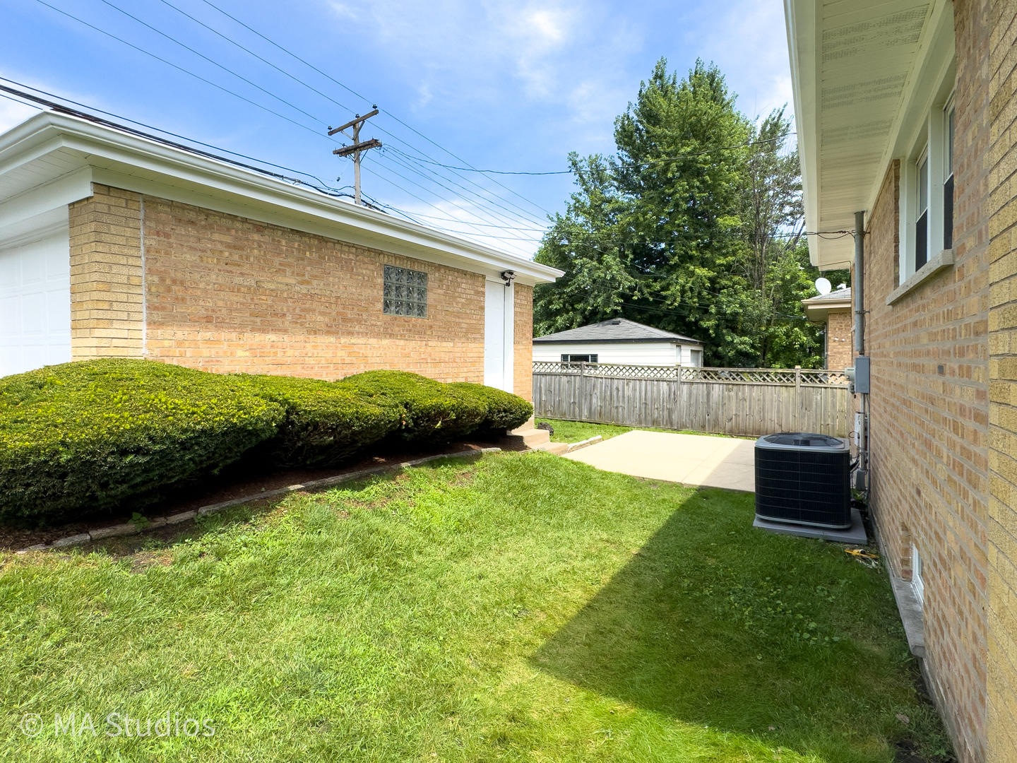 4256 Golf Road Skokie, IL 60076 - Photo 49 of 60 Gallery Image 49