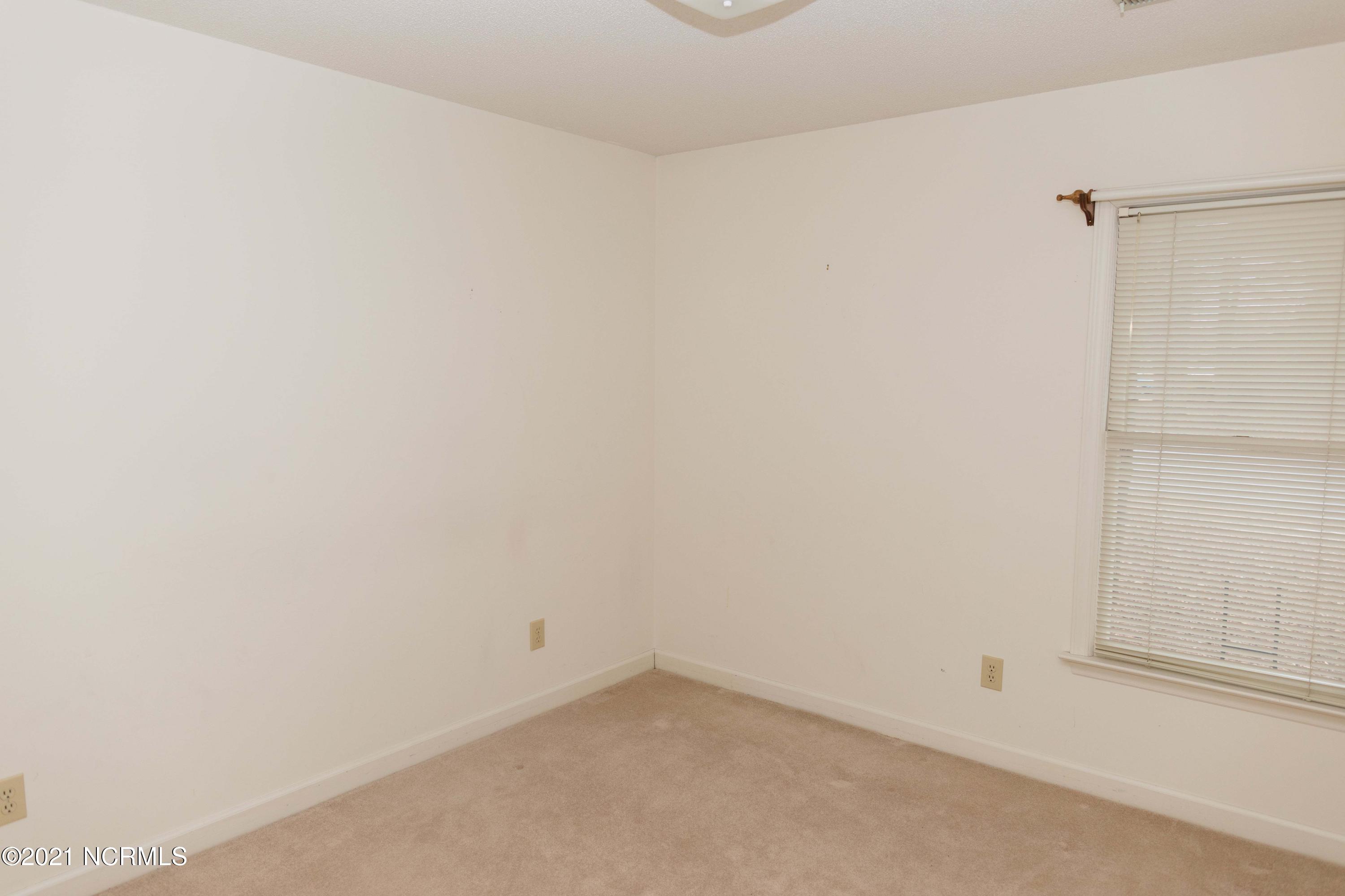 1985 Quail Ridge Road, Unit N Greenville, NC 27858 - Photo 11 of 16 Bedroom
