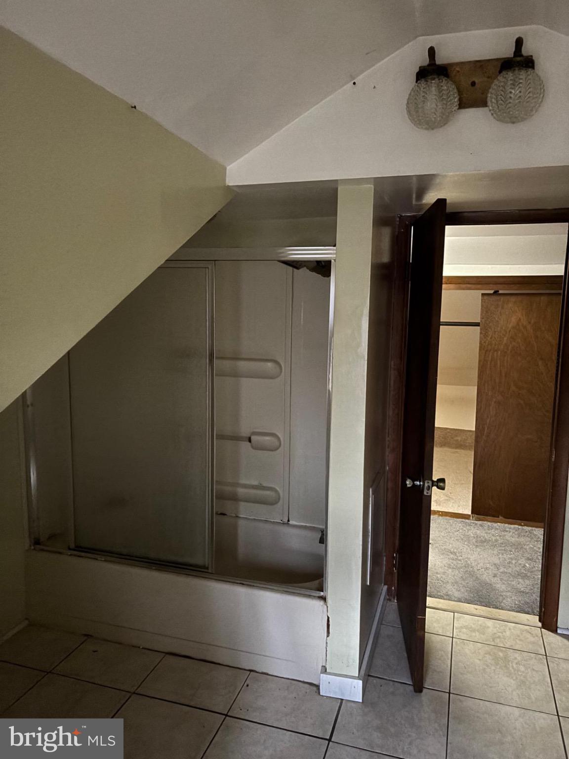 867 Beverly Road Burlington, NJ 08016 - Photo 16 of 23 Cozy bathroom with unique architectural angles.