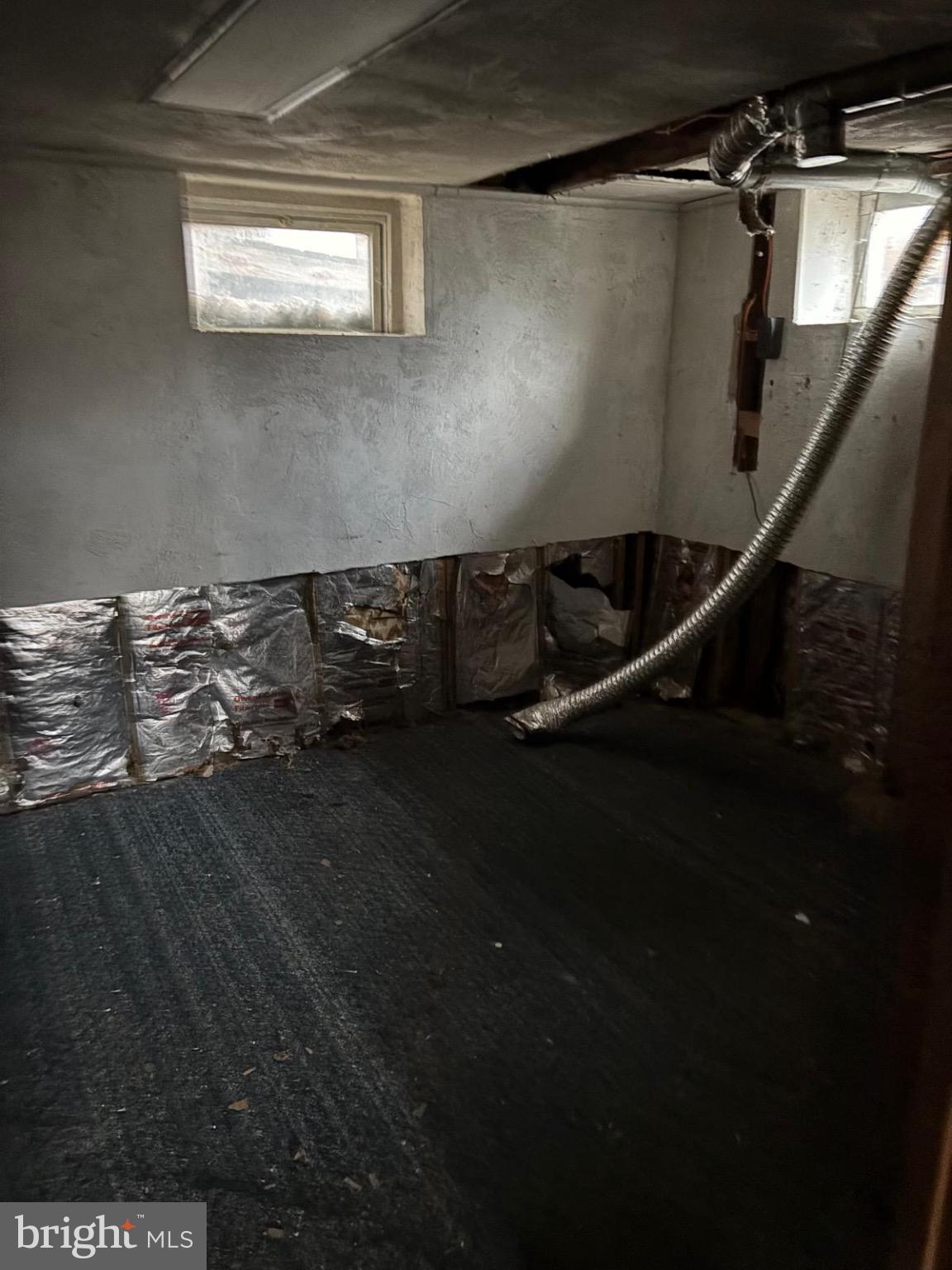 867 Beverly Road Burlington, NJ 08016 - Photo 21 of 23 Spacious unfinished basement with natural light.