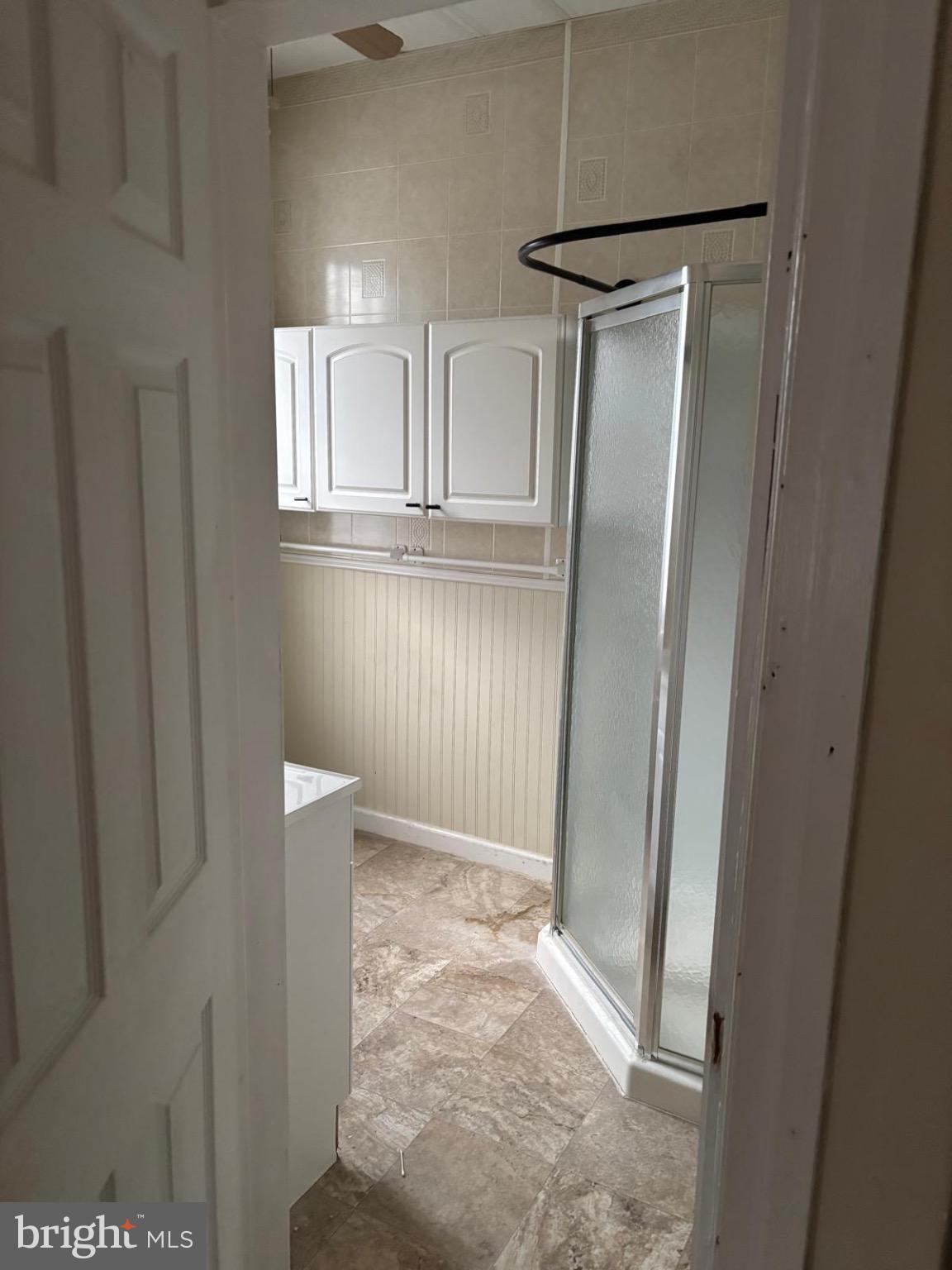 867 Beverly Road Burlington, NJ 08016 - Photo 10 of 23 Bright and airy bathroom with modern fixtures.