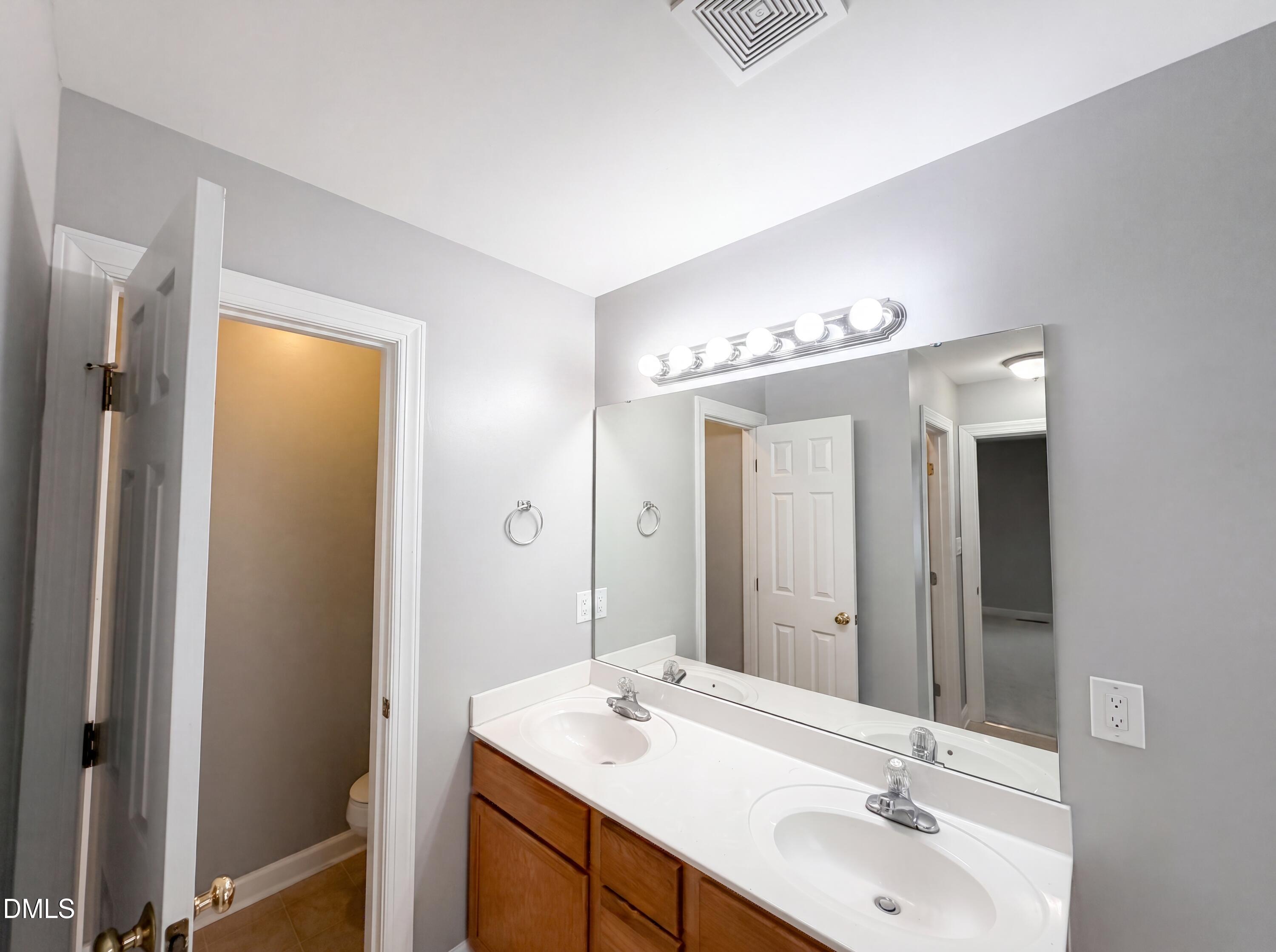 216 Cross Current Lane Raleigh, NC 27610 - Photo 8 of 15 photo_08