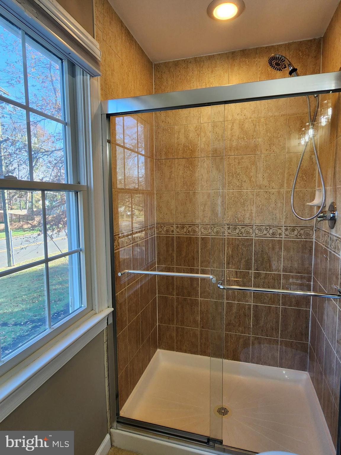 8230 Riverside Road Alexandria, VA 22308 - Photo 27 of 49