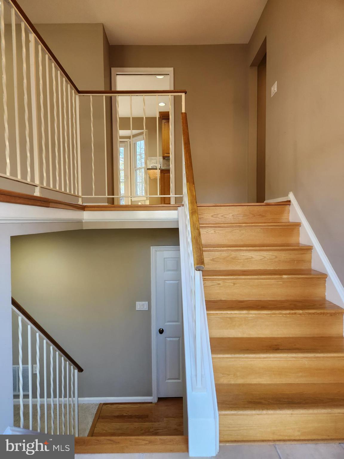 8230 Riverside Road Alexandria, VA 22308 - Photo 4 of 49