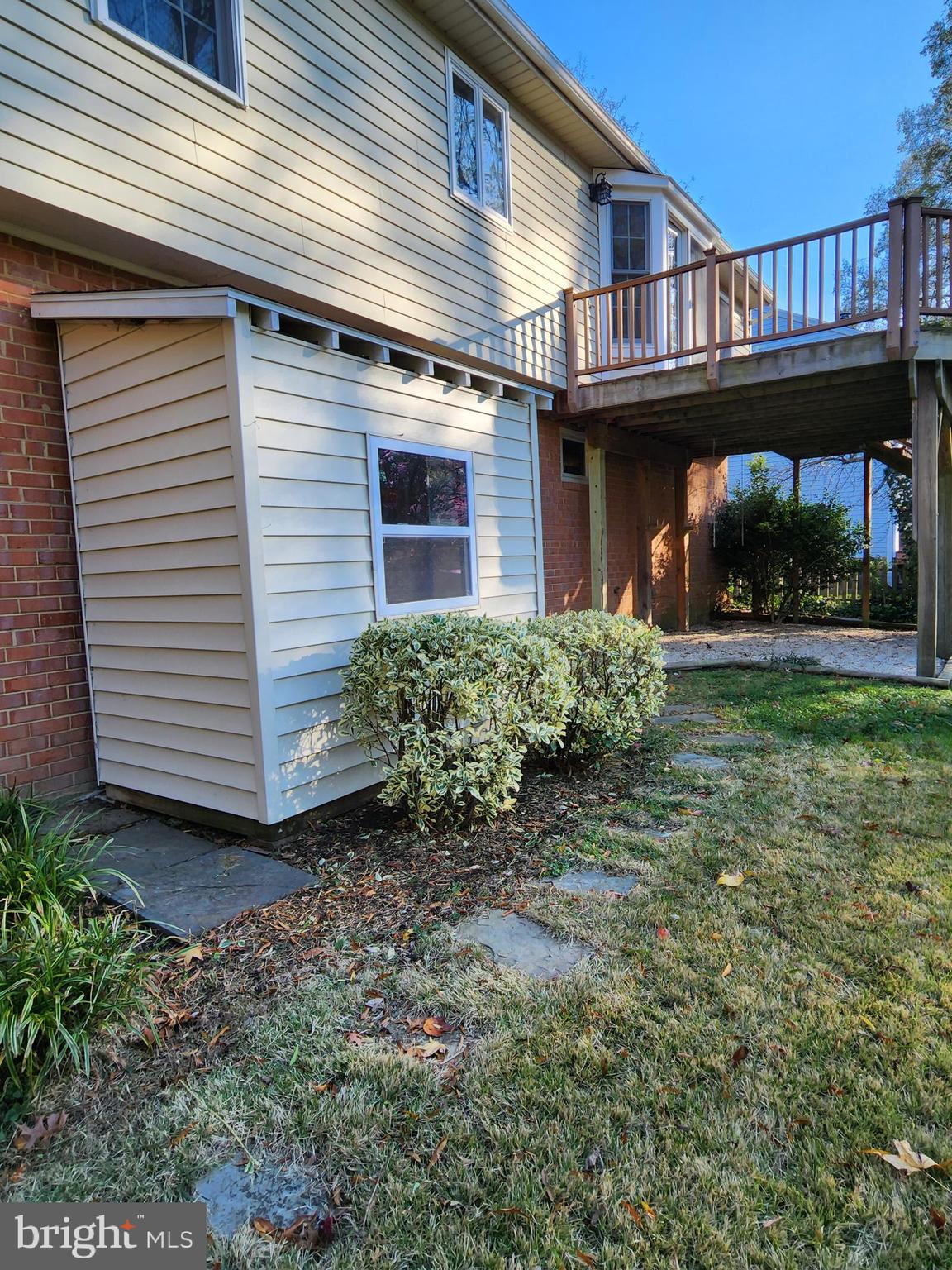 8230 Riverside Road Alexandria, VA 22308 - Photo 43 of 49 Rear storage