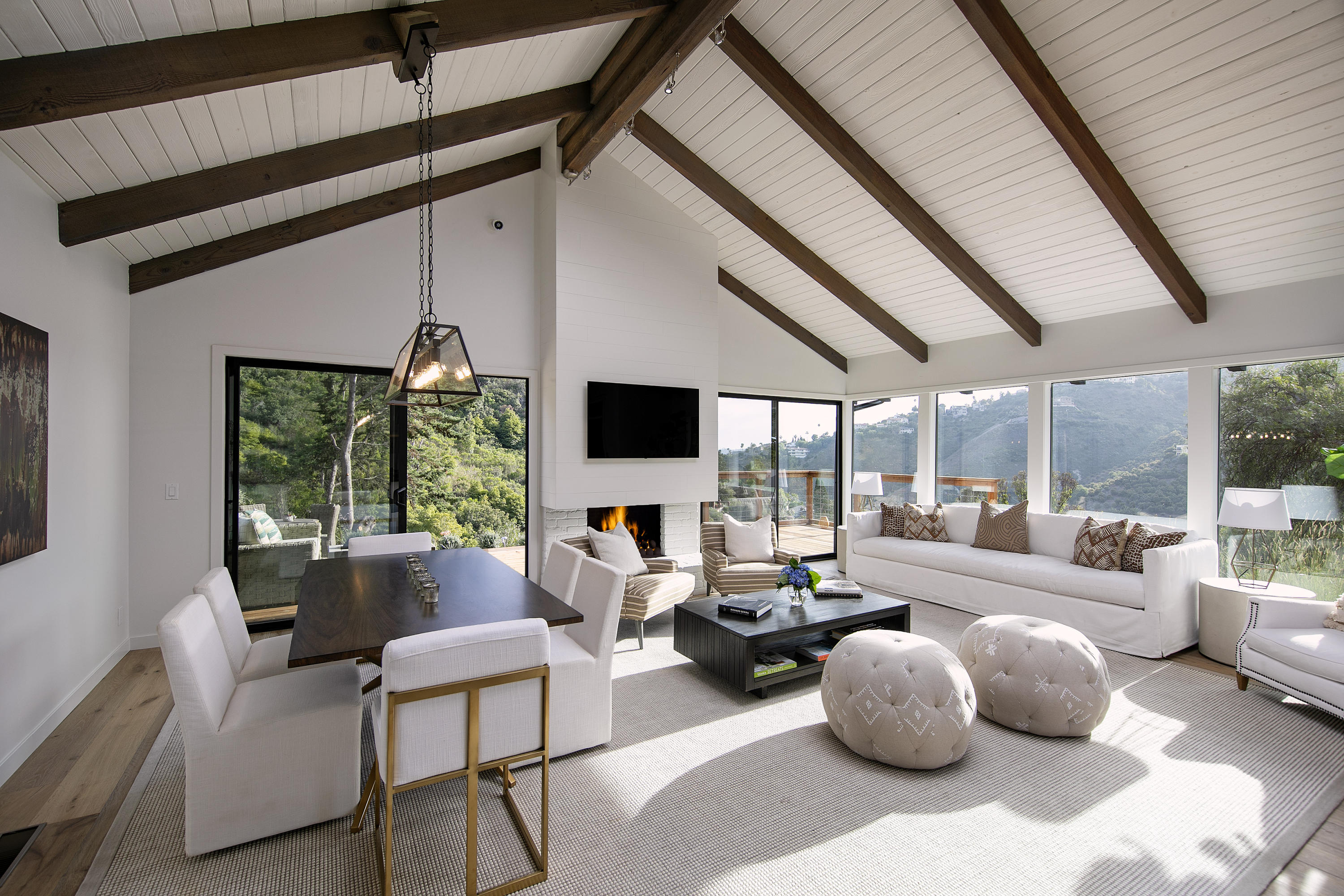 168 Canon View Road Montecito, CA 93108 - Photo 5 of 34 Living Room
