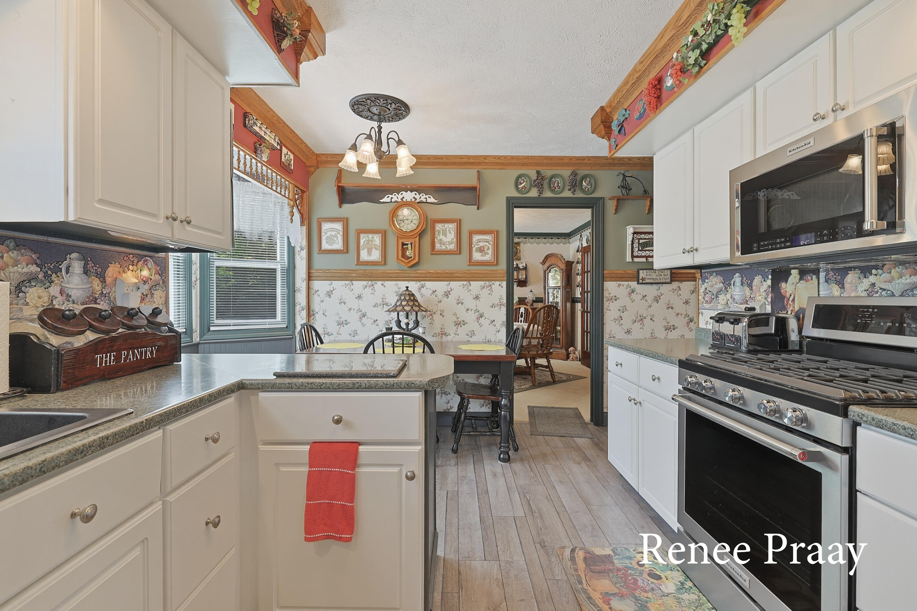 2816 Green Ridge Avenue Muskegon, MI 49445 - Photo 10 of 38 IMG_1523