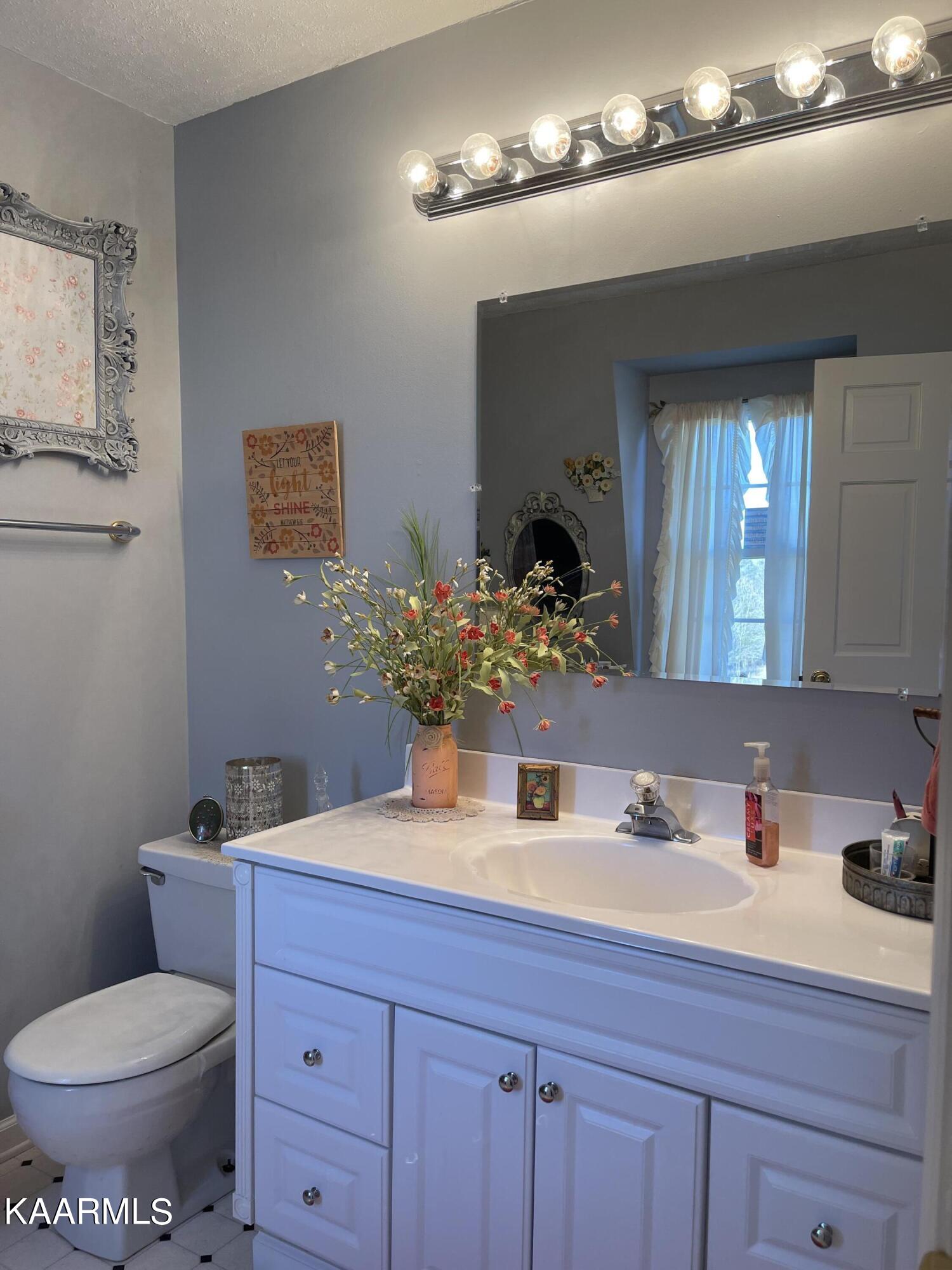 497 Mountain Road Clinton, TN 37716 - Photo 10 of 56 IMG-0696