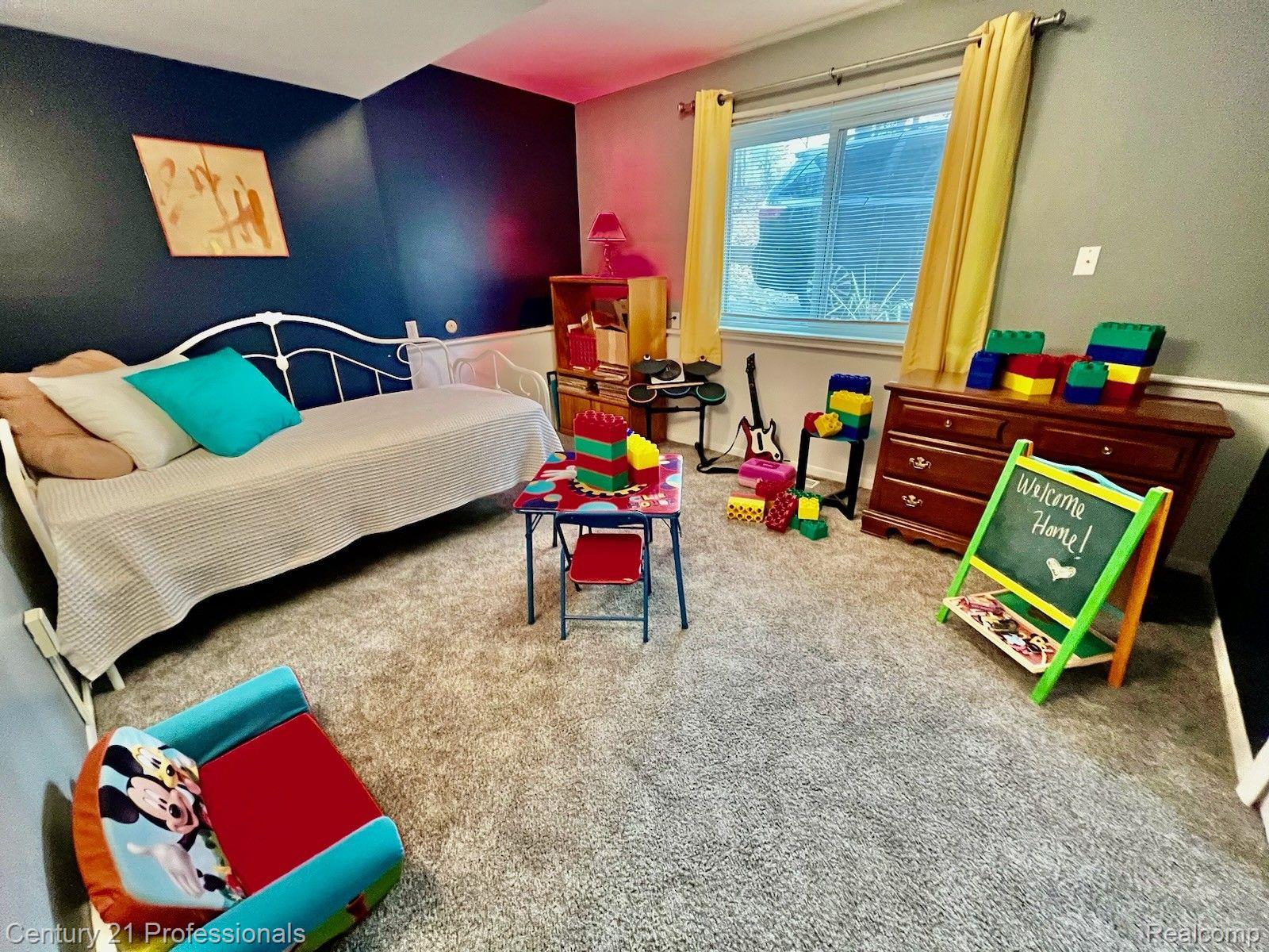 28664 West 12 Mile Road Farmington, MI 48334 - Photo 39 of 49 Bedroom #4- Can also be used as a playroom