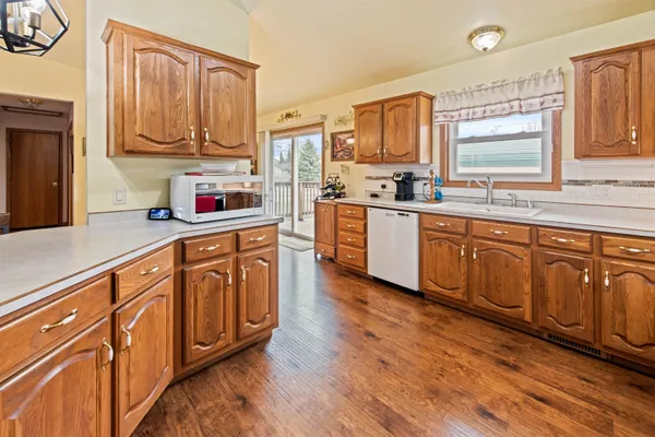 $199,900 | 213 Water Street, Marinette, WI 54143