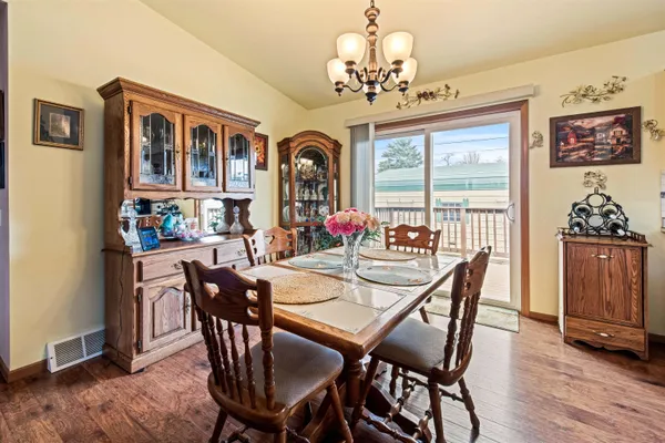 $199,900 | 213 Water Street, Marinette, WI 54143