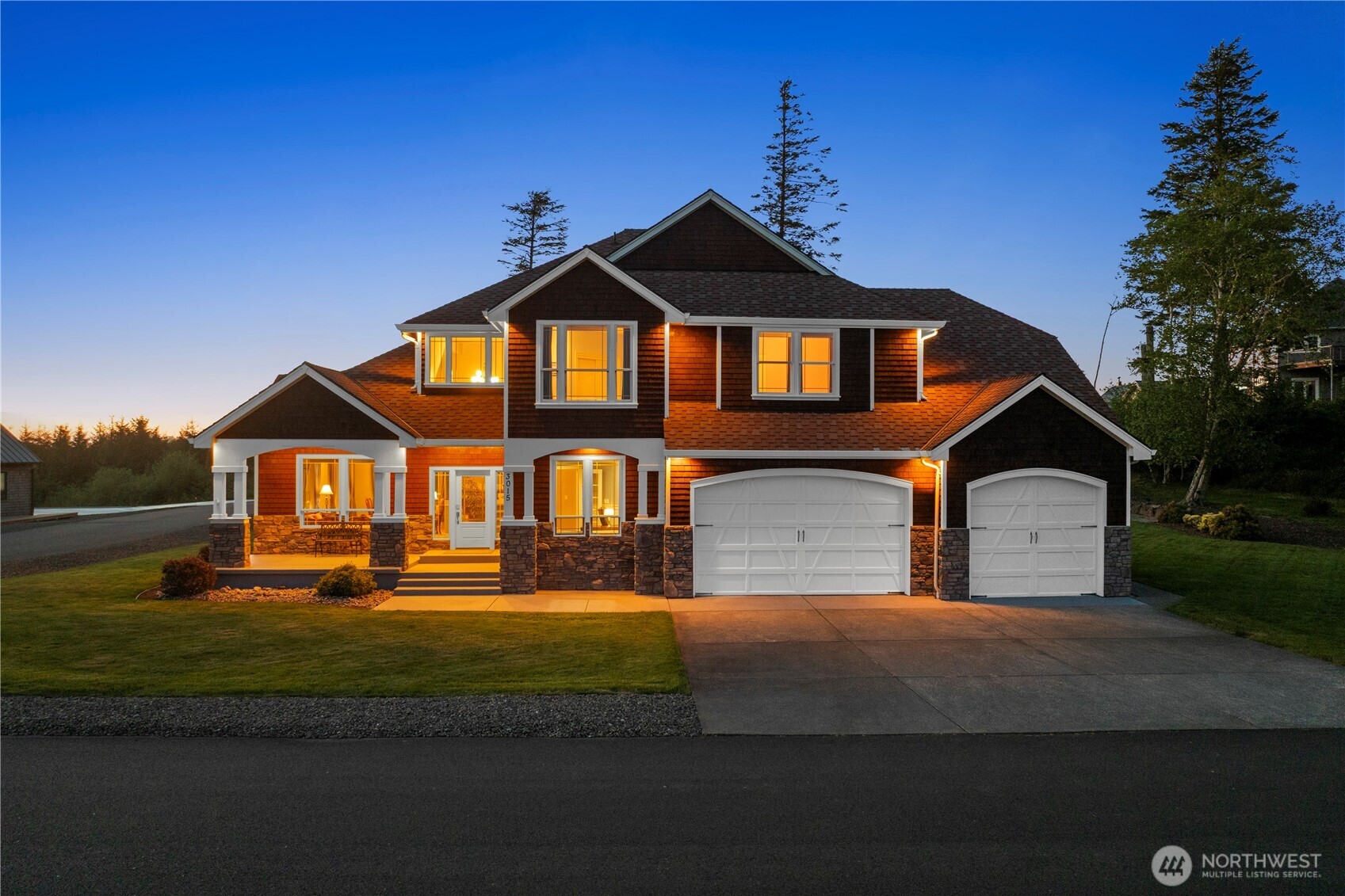 3015 Lighthouse Keepers Road Ilwaco, WA 98624 - Photo 2 of 40 Gallery Image 2