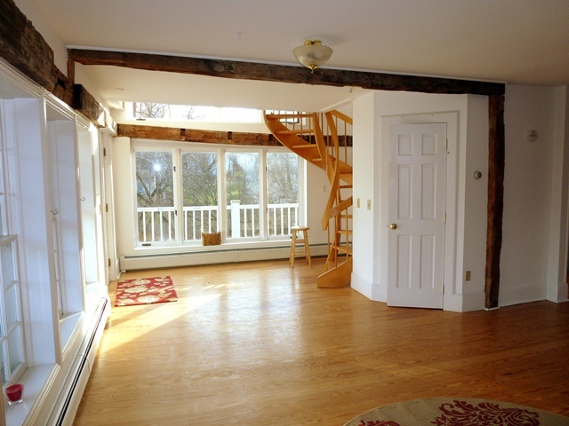 62 Stratton Road Williamstown, MA 01267 - Photo 11 of 29 61-stratton rd spiral stairway