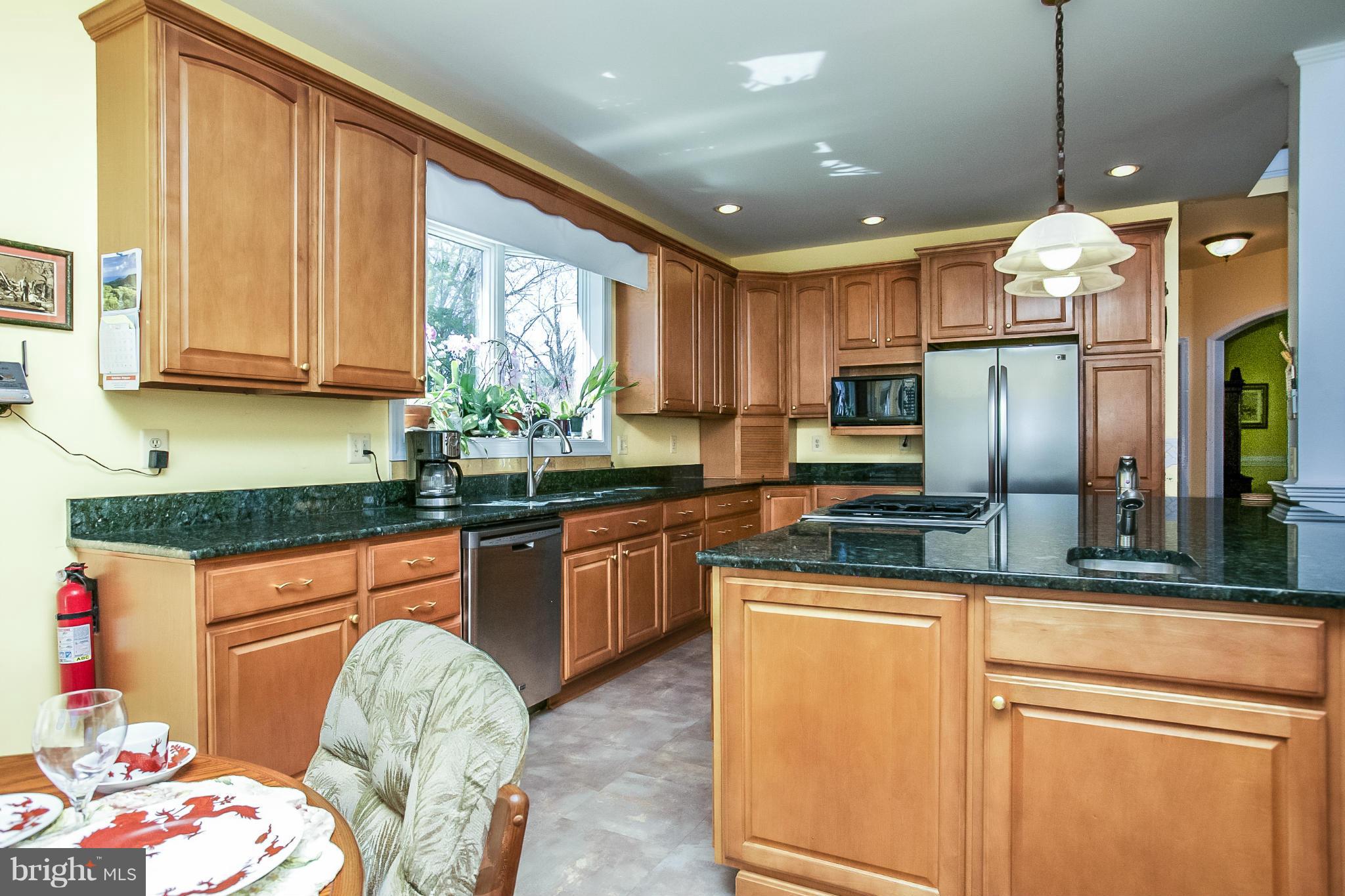 339 Worton Road Baltimore, MD 21221 - Photo 7 of 29 Kitchen
