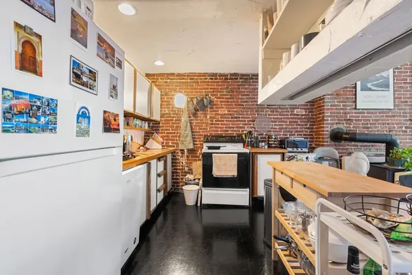 $4,300 | 50 Union Park, Unit 3, Boston, MA 02118
