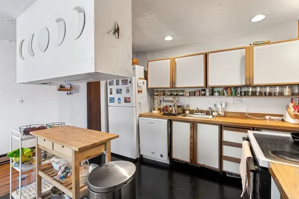 $4,300 | 50 Union Park, Unit 3, Boston, MA 02118