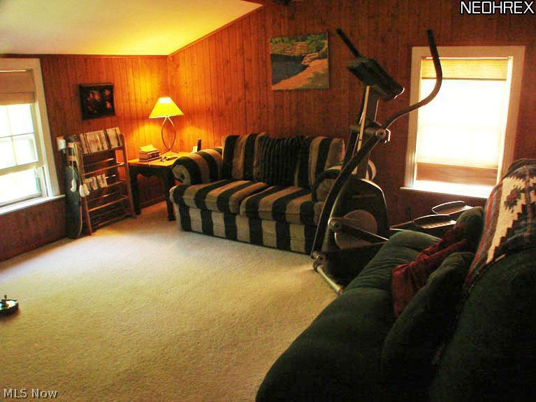 5003 Anderson Road Cleveland, OH 44124 - Photo 7 of 25