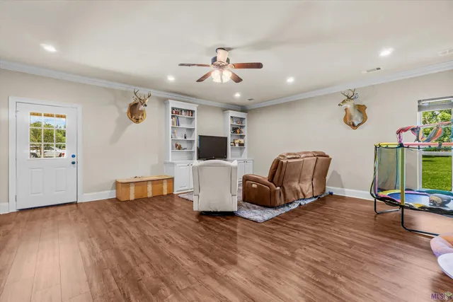 $644,900 | 9365 Highway 936, St. Amant, LA 70774