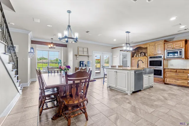 $644,900 | 9365 Highway 936, St. Amant, LA 70774