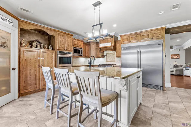 $644,900 | 9365 Highway 936, St. Amant, LA 70774