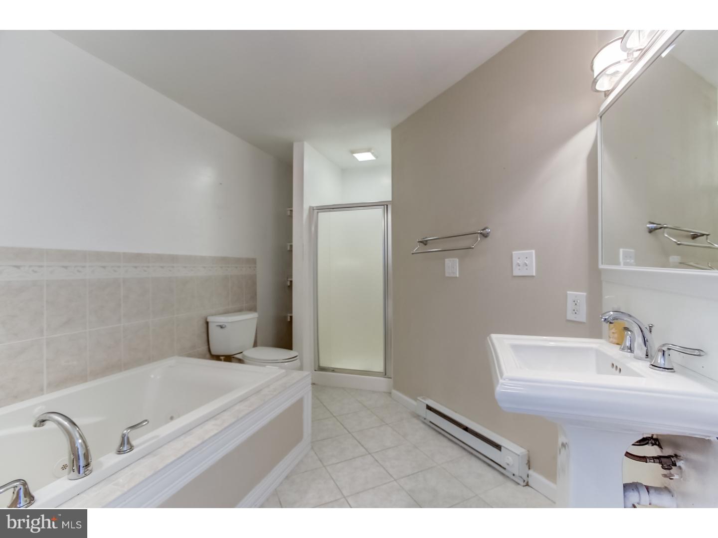 515 Richards Road Kennett Square, PA 19348 - Photo 15 of 25 Master Bathroom