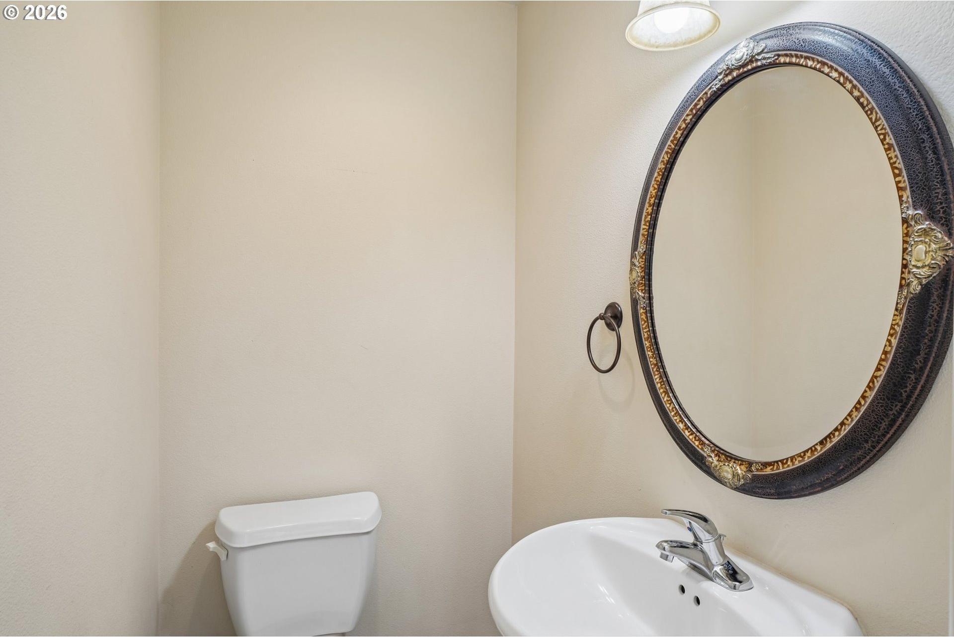 17271 Southwest Whitley Way Beaverton, OR 97006 - Photo 23 of 27 Gallery Image 23