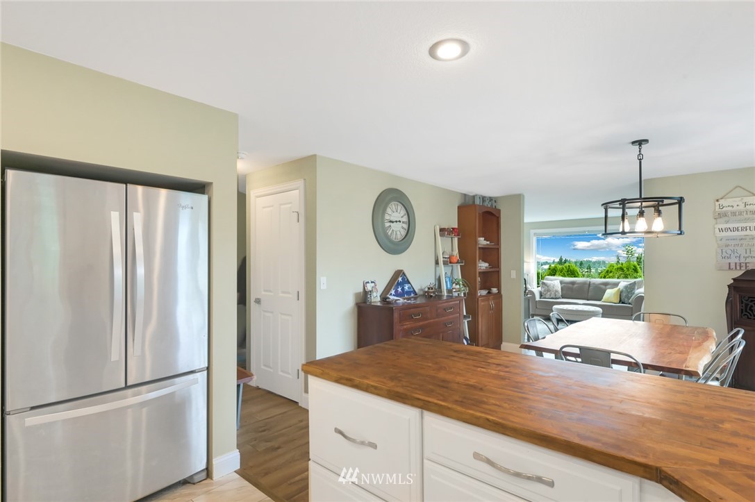 810 North Waugh Road Mount Vernon, WA 98273 - Photo 14 of 40 Gallery Image 14