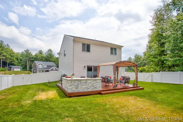 $399,900 | 1692 Ryan Woods Court, Allegan, MI 49010
