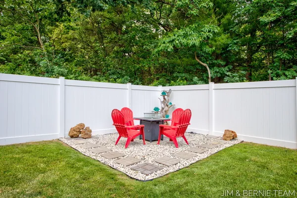 $399,900 | 1692 Ryan Woods Court, Allegan, MI 49010
