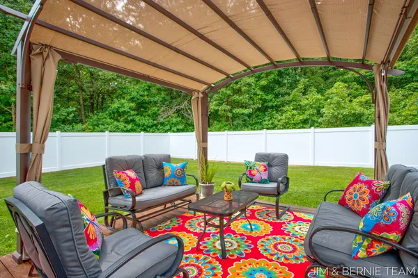 $399,900 | 1692 Ryan Woods Court, Allegan, MI 49010