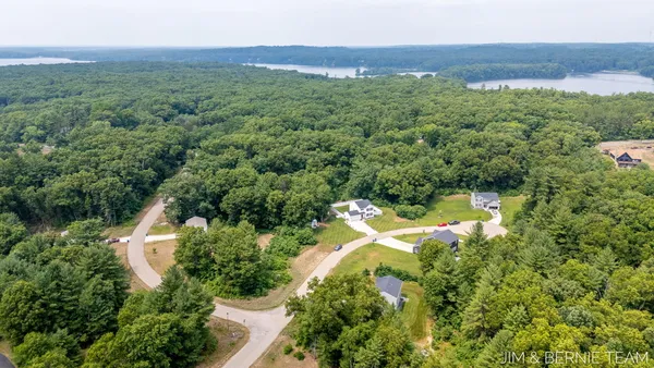 $399,900 | 1692 Ryan Woods Court, Allegan, MI 49010