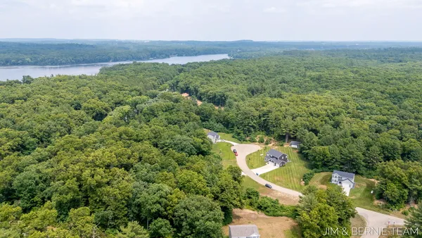 $399,900 | 1692 Ryan Woods Court, Allegan, MI 49010