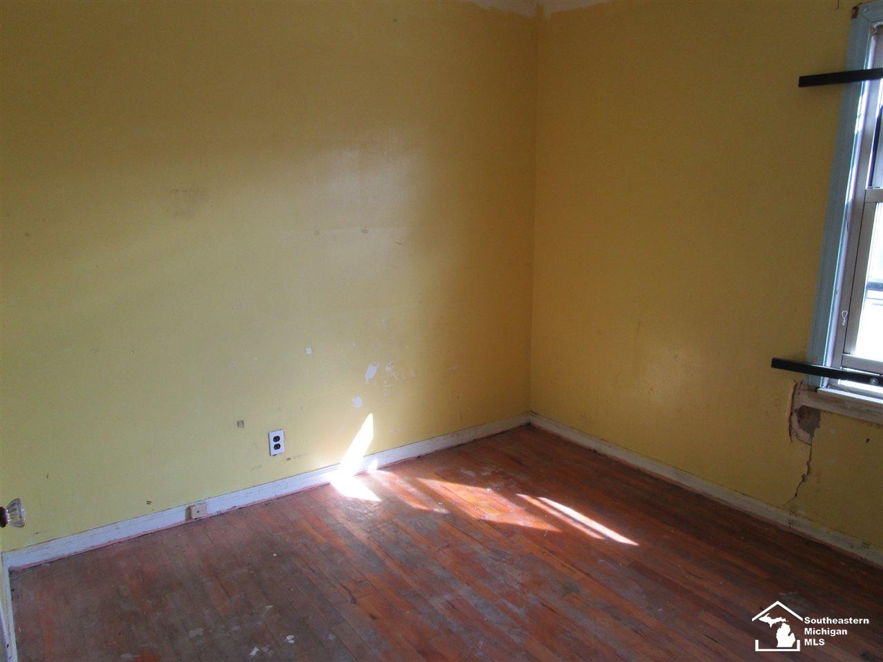 35850 Williams Inkster, MI 48141 - Photo 9 of 13