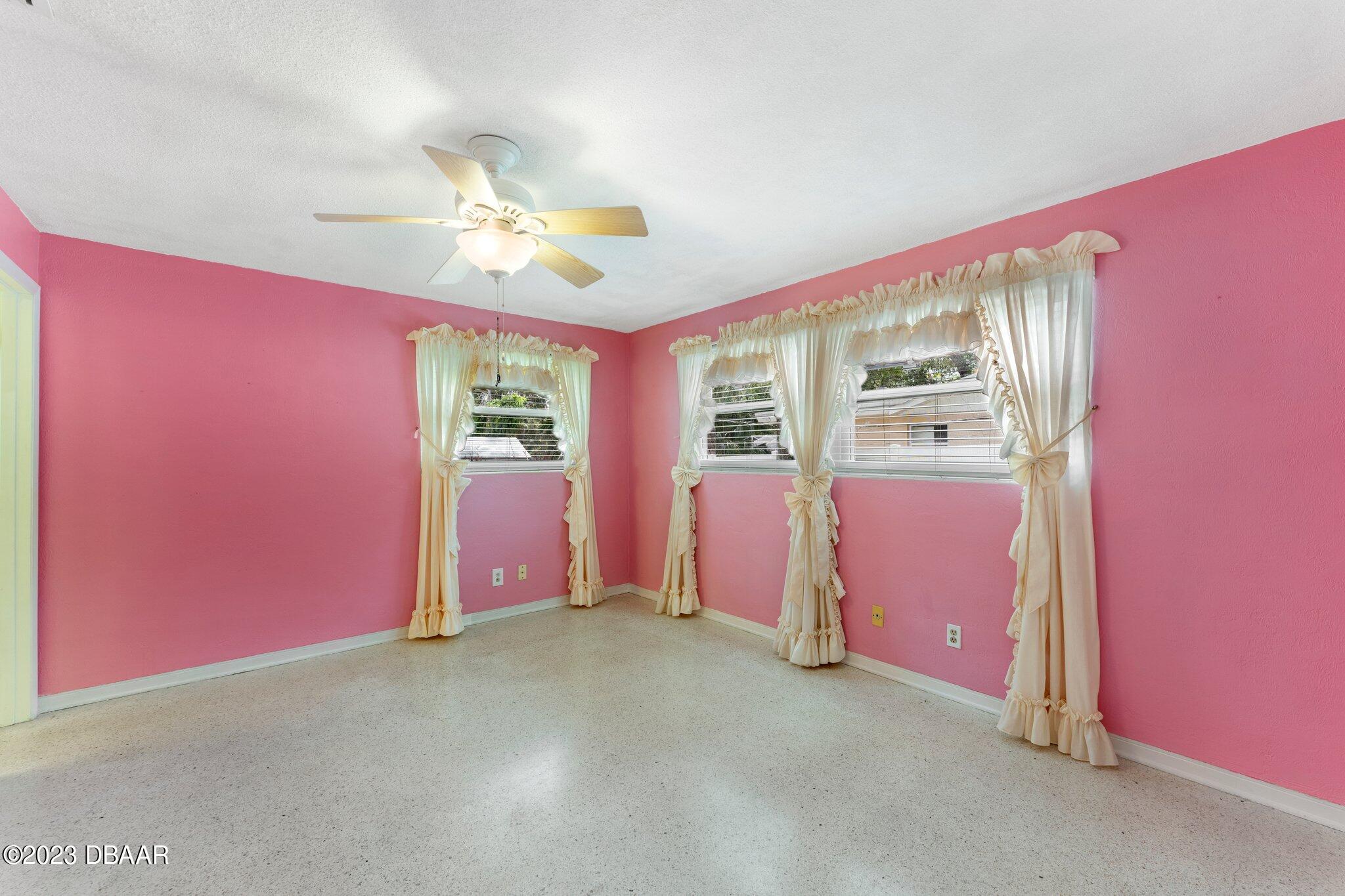 997 Parkwood Drive Ormond Beach, FL 32174 - Photo 14 of 25 997 Parkwood master room view2