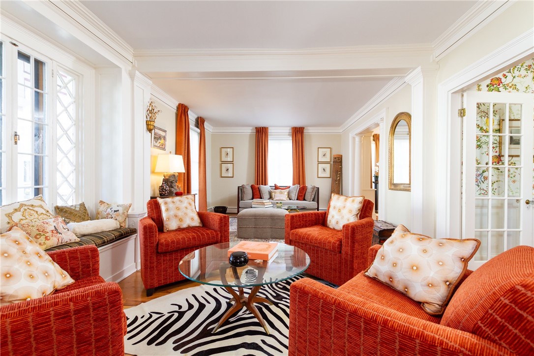 32 Broad Street Warren, RI 02885 - Photo 13 of 45 Formal Living room/Parlor