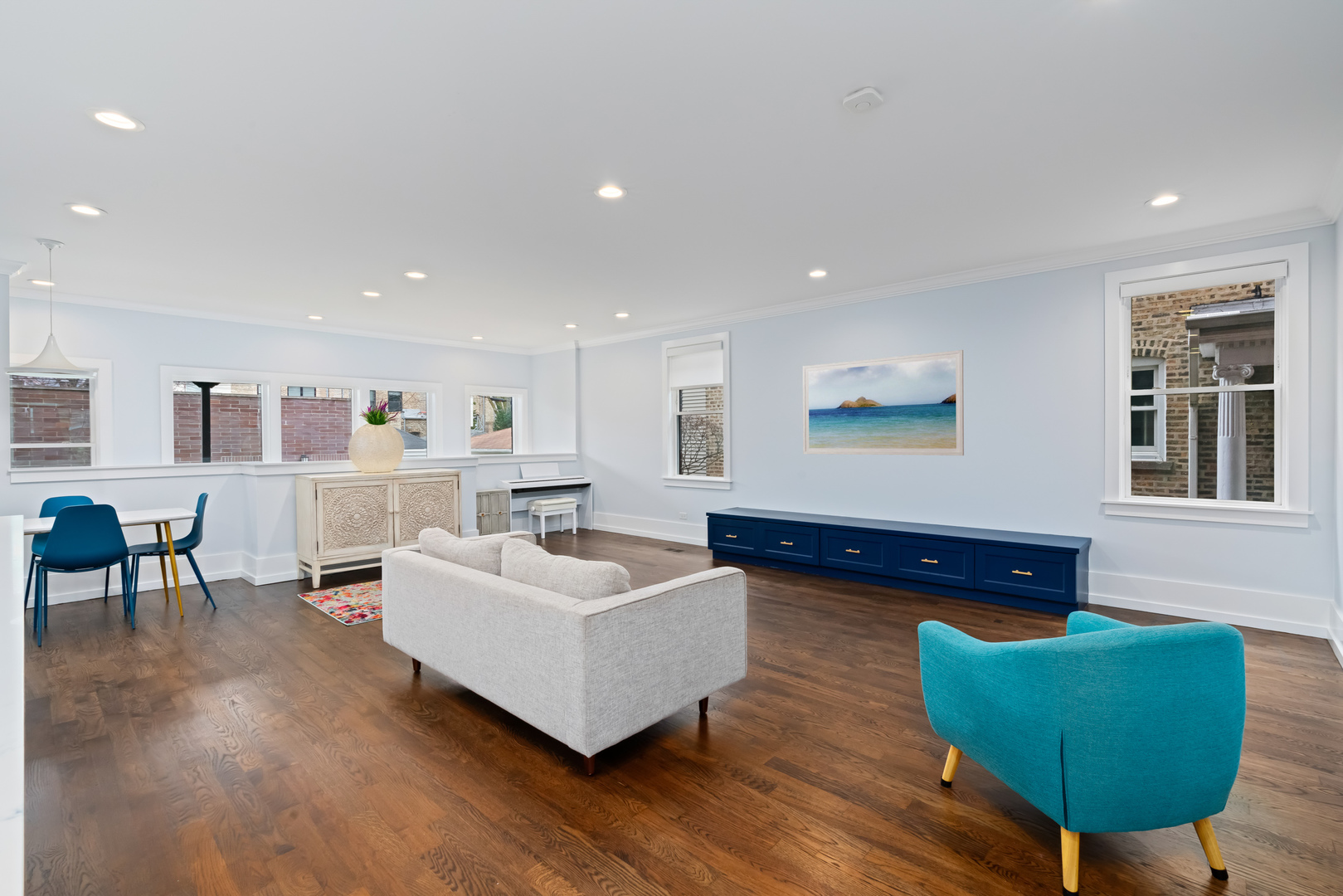 1841 West Addison Street Chicago, IL 60613 - Photo 14 of 48 Gallery Image 14