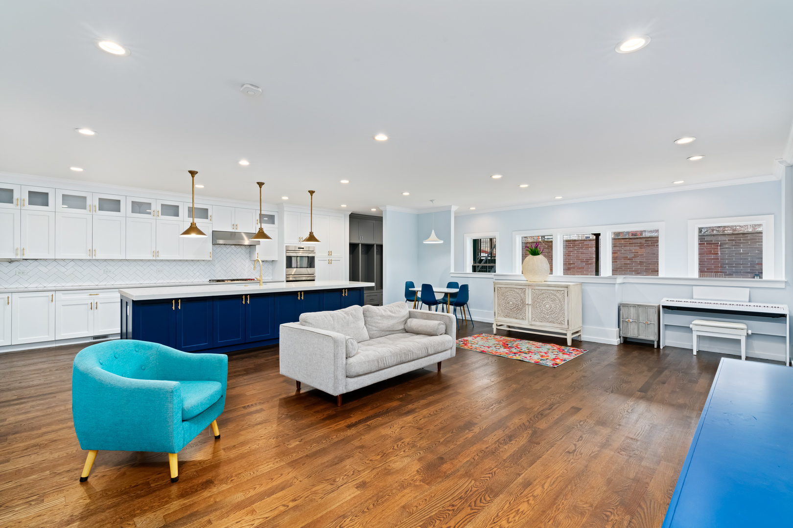 1841 West Addison Street Chicago, IL 60613 - Photo 16 of 48 Gallery Image 16